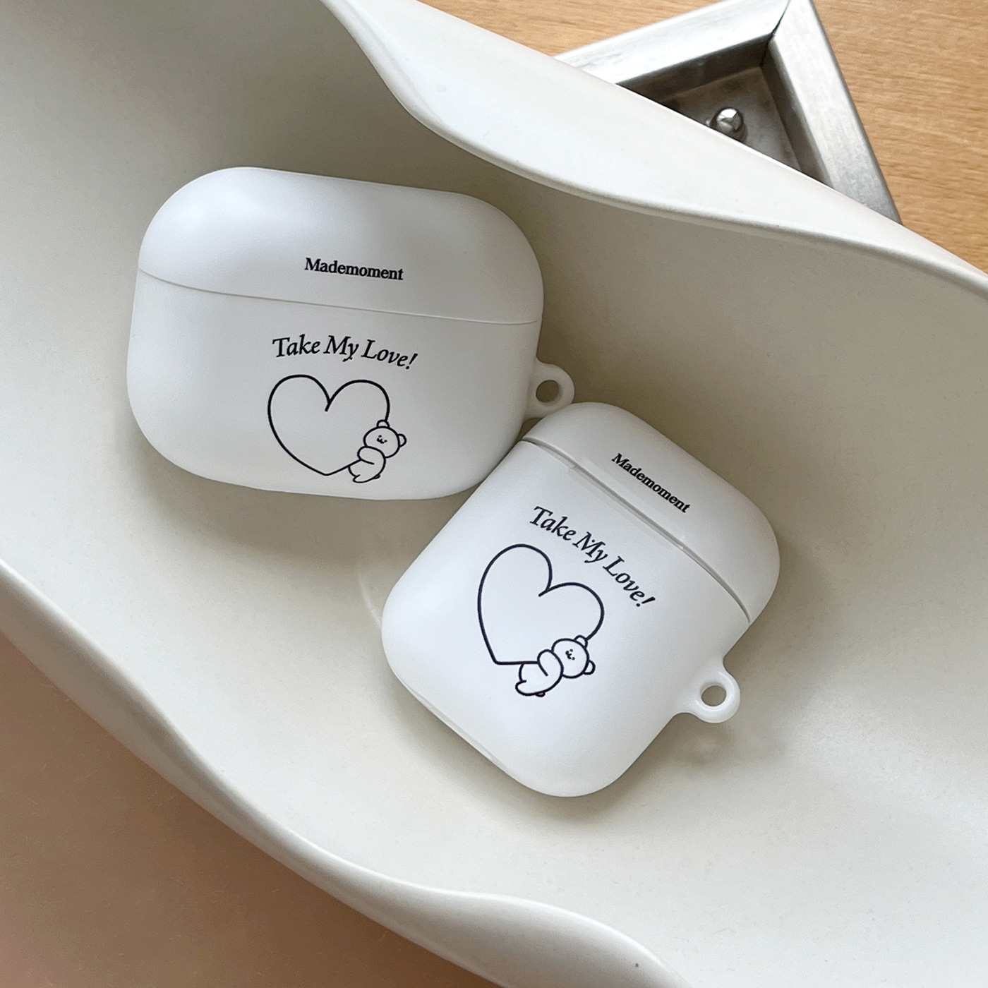 my love momo bear lettering design [hard airpods case series]