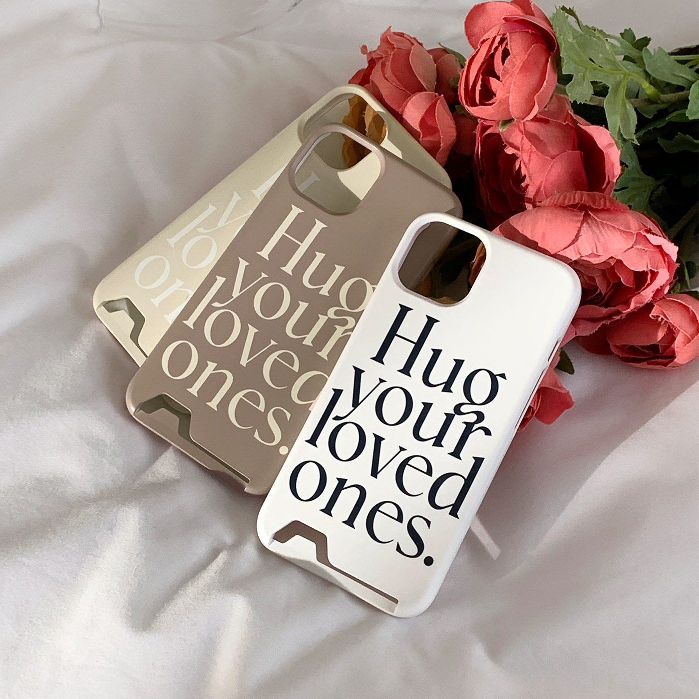 hug love lettering design [card storage phone case]
