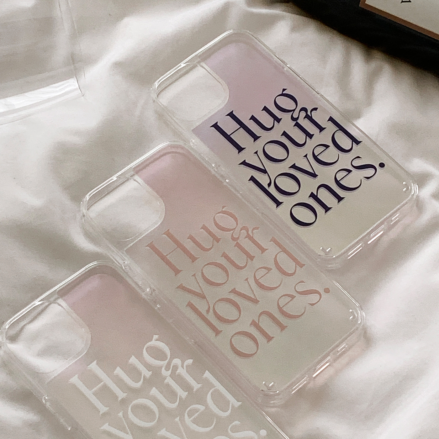 hug love lettering design [glossy mirror phone case]